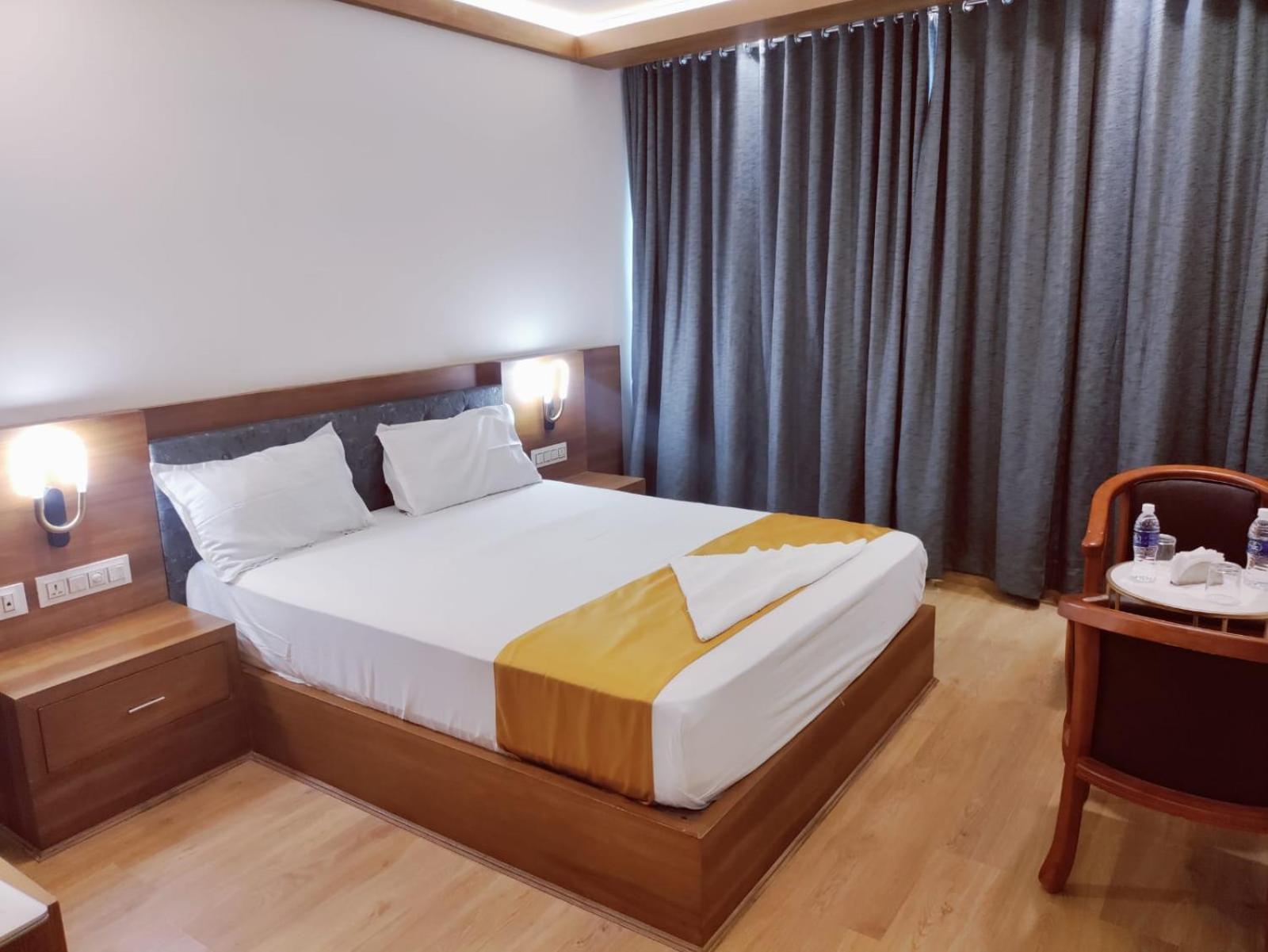 Astro Marine Hospitality Pvt Ltd Otel Kochi Dış mekan fotoğraf