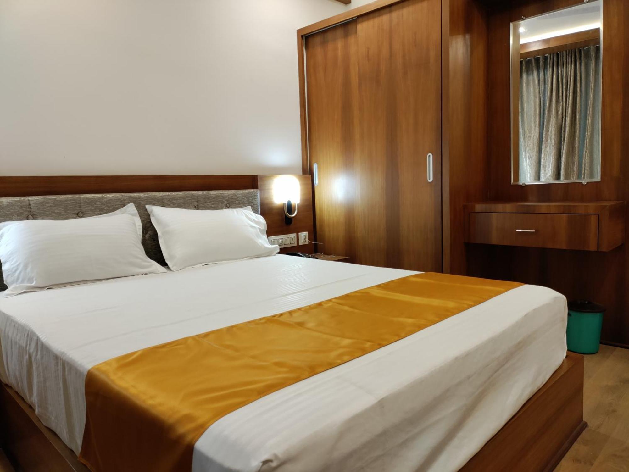 Astro Marine Hospitality Pvt Ltd Otel Kochi Dış mekan fotoğraf